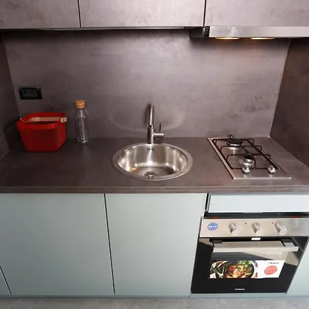 Lovely Industrial Studio With Netflix * 布加勒斯特