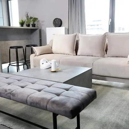 Lovely Industrial Studio With Netflix 公寓